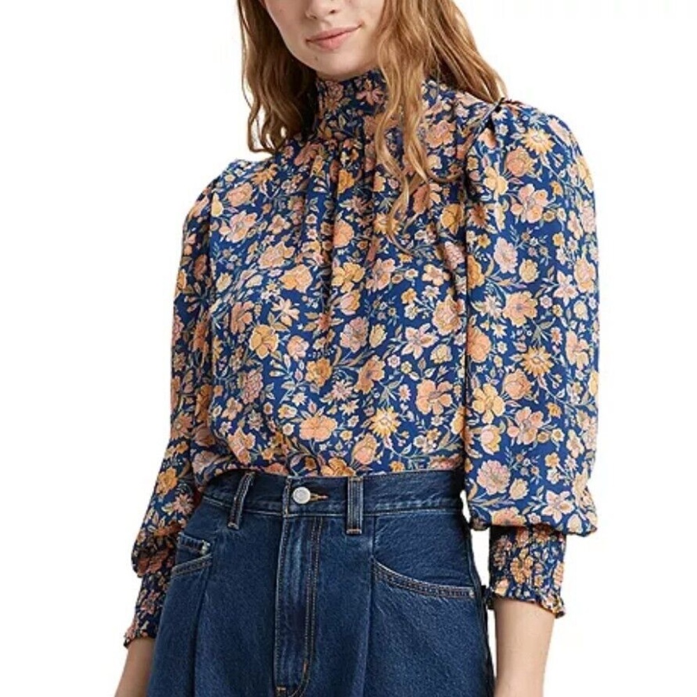 NWT Levi’s Navy Floral Blouse Size S